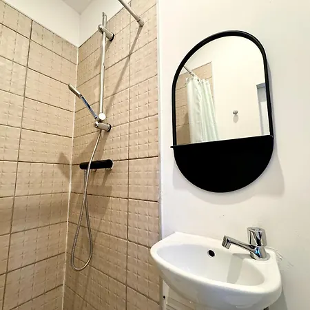 Aukabest1 - Proche Ferry - Gare